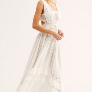 Free People - Santa Maria Maxi Dress in Ivory